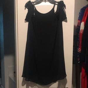 Cute float black dress